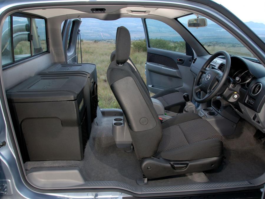  Mazda BT-50 Freestyle Cab 2006 года  (ZA) (фото 4 из 12)